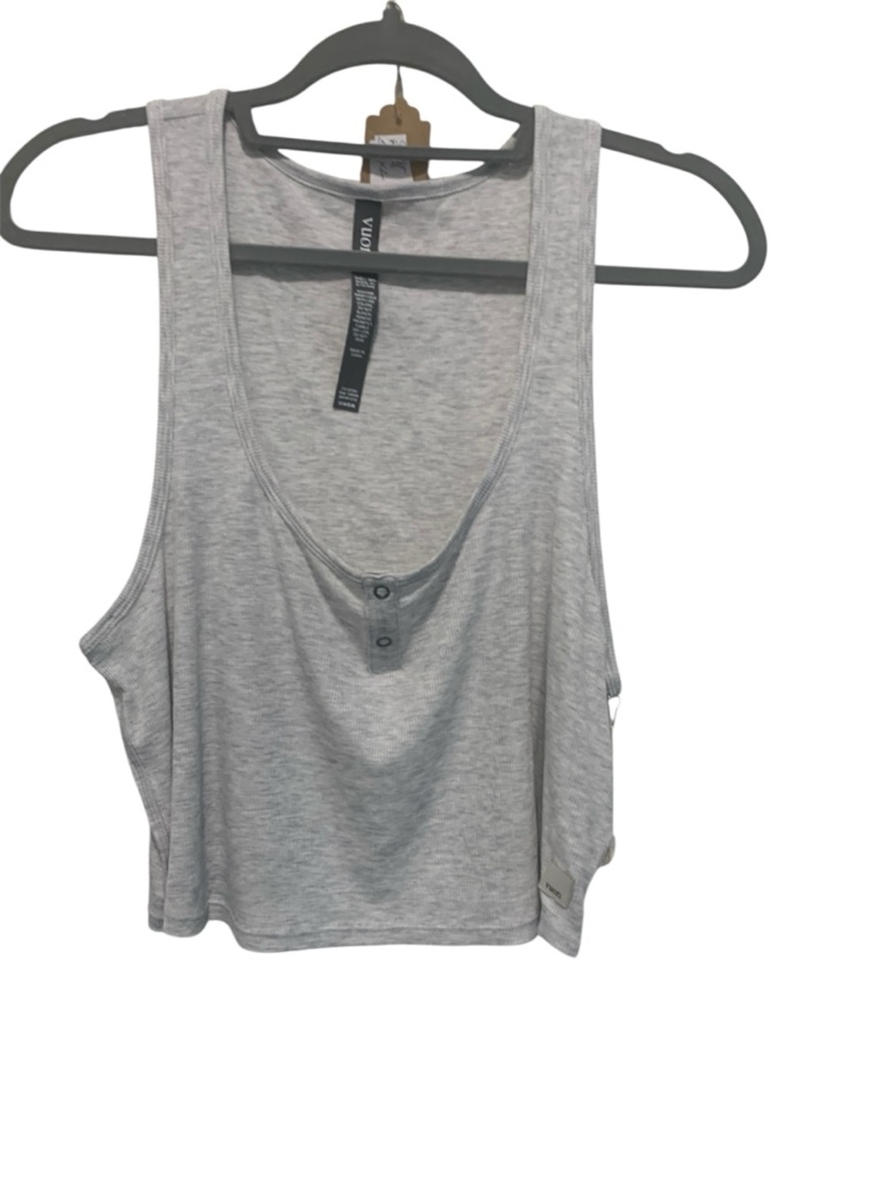 86. NWT Vuori cove tank Size XL